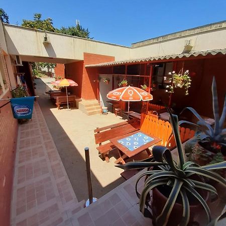 Casa Rebeca Hotel Нептун Екстериор снимка