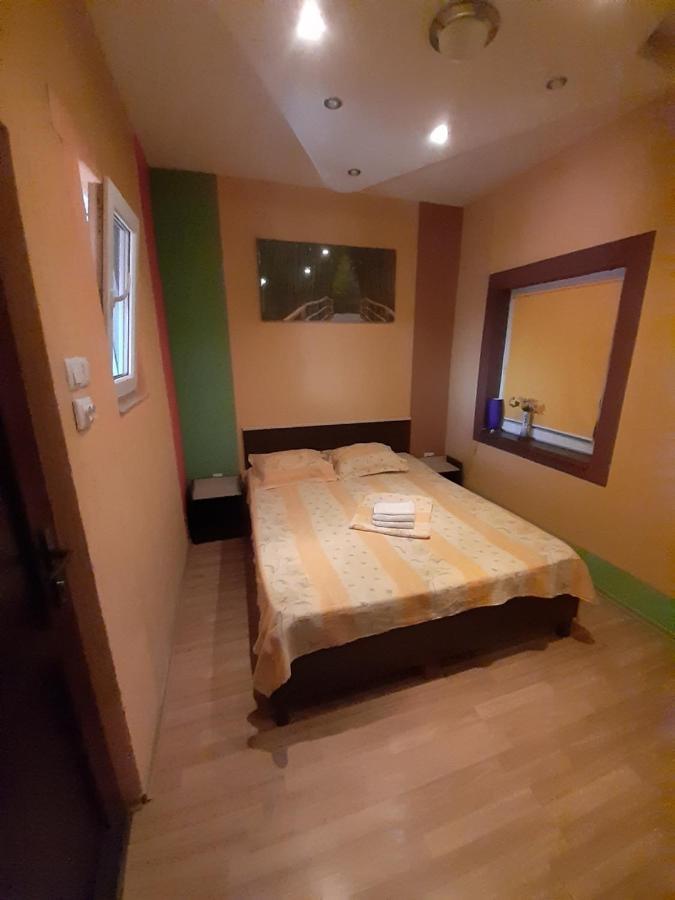 Casa Rebeca Hotel Нептун Екстериор снимка