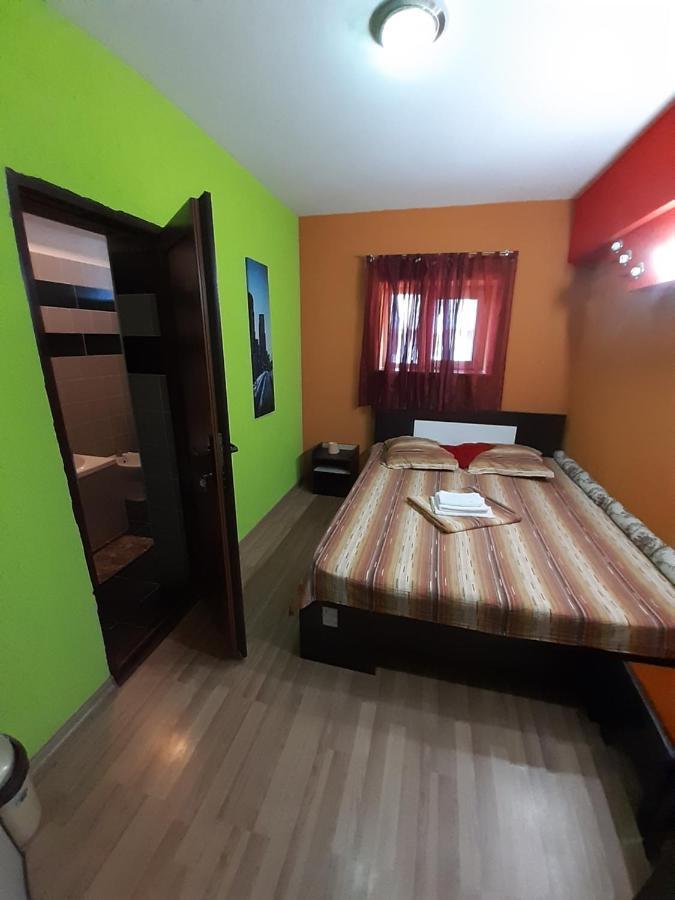 Casa Rebeca Hotel Нептун Екстериор снимка
