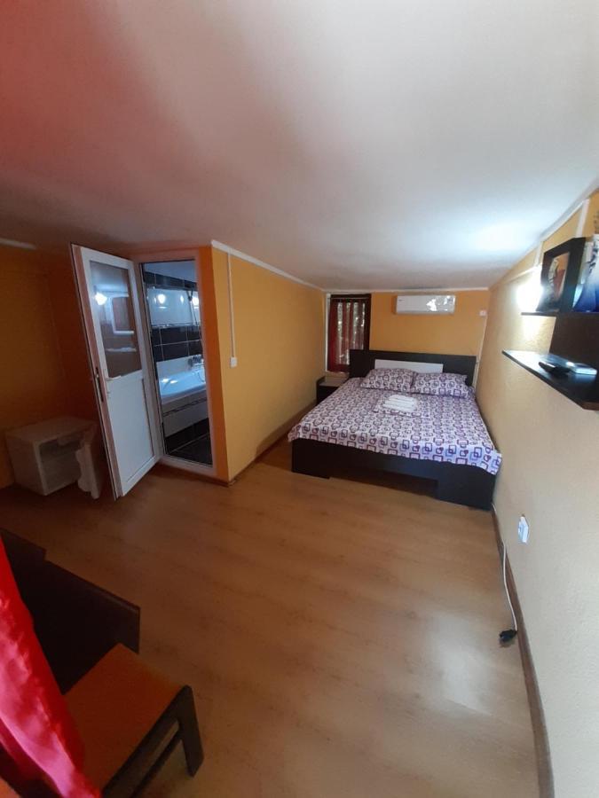 Casa Rebeca Hotel Нептун Екстериор снимка