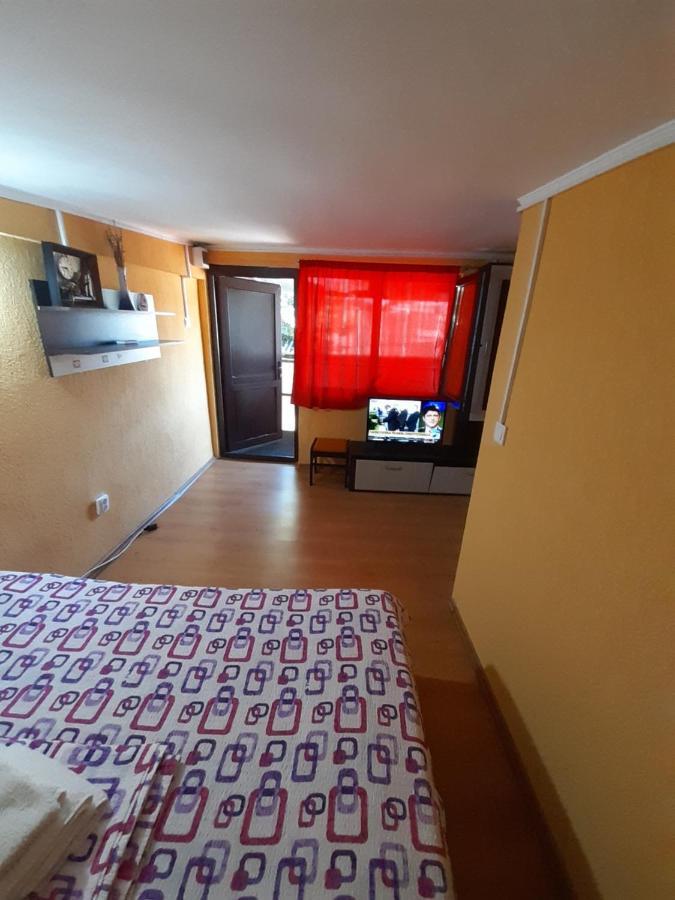 Casa Rebeca Hotel Нептун Екстериор снимка