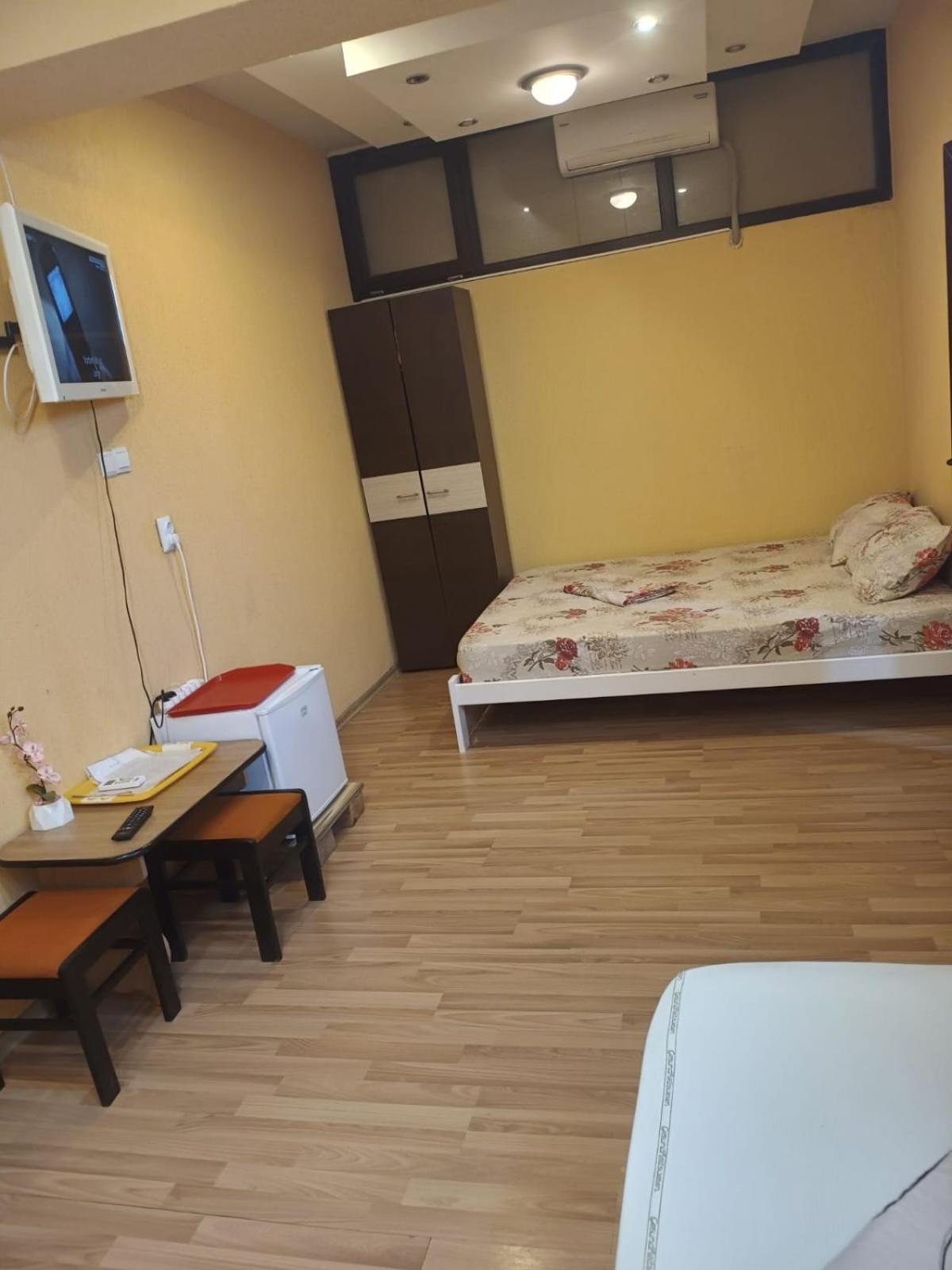 Casa Rebeca Hotel Нептун Екстериор снимка